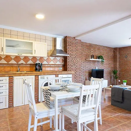 Alberti Apartment
